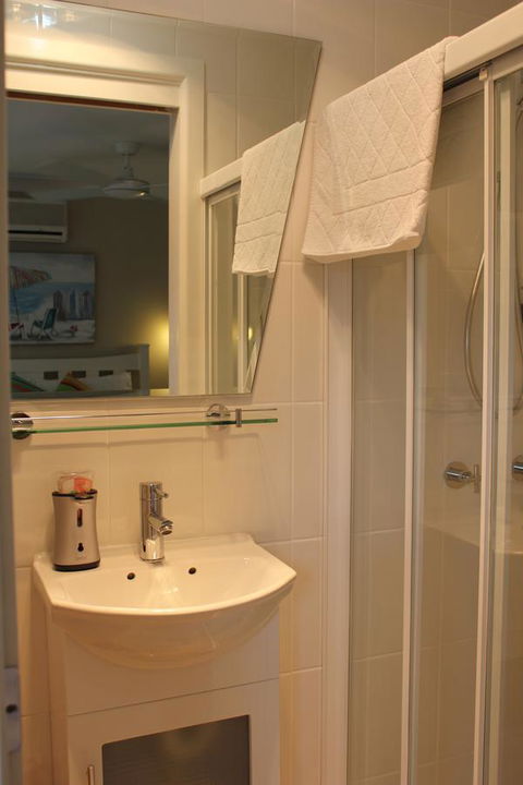 Nelson Bay Bed & Breakfast - Accommodation in Surfers Paradise 35