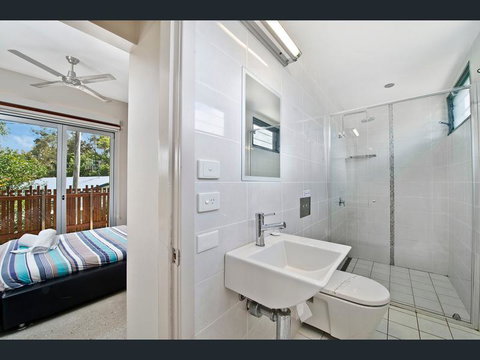 Crescent Head Spa Villa - Accommodation in Surfers Paradise 5
