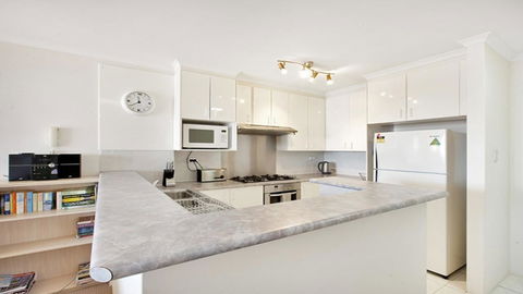 Darling Harbor Apartment - Accommodation in Surfers Paradise 2