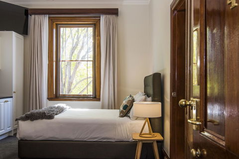 The Parkview Hotel Mudgee - Accommodation in Surfers Paradise 11