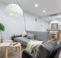 Inner City Stylish apt Walk to Green Square - Accommodation in Surfers Paradise