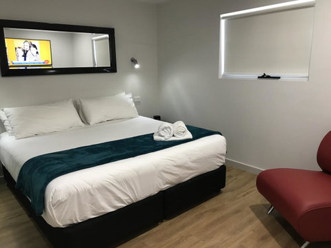 Jesmond Executive Villas - Accommodation in Surfers Paradise 5