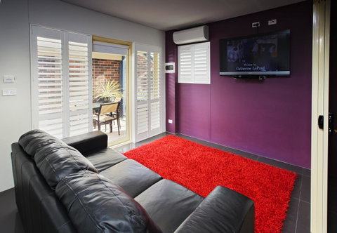 Jesmond Executive Villas - Accommodation in Surfers Paradise 26