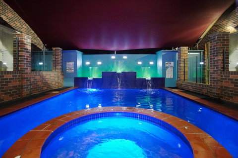 Jesmond Executive Villas - Accommodation in Surfers Paradise 15