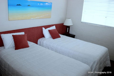 Mollymook Cove Apartments - Accommodation in Surfers Paradise 20