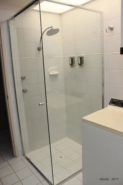 Mollymook Cove Apartments - Accommodation in Surfers Paradise 37