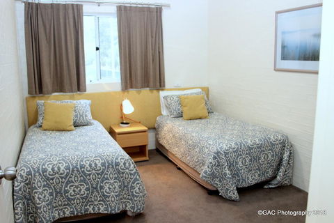 Mollymook Cove Apartments - Accommodation in Surfers Paradise 26