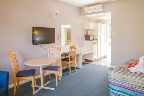 Kempsey Rose Motor Inn - Accommodation in Surfers Paradise 25