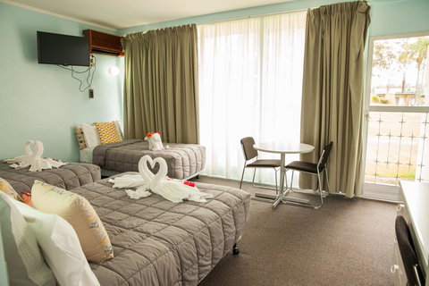 Kempsey Rose Motor Inn - Accommodation in Surfers Paradise 8