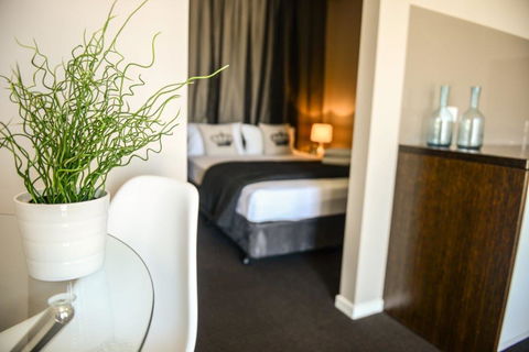 Crossroads Hotel - Accommodation in Surfers Paradise 21