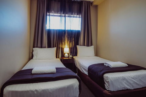 Crossroads Hotel - Accommodation in Surfers Paradise 8