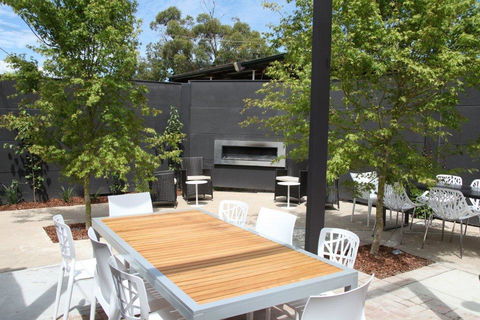 Crossroads Hotel - Accommodation in Surfers Paradise 23