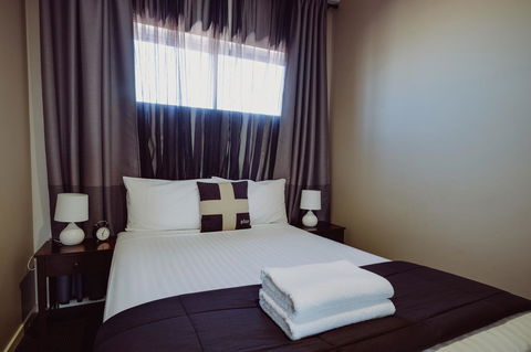 Crossroads Hotel - Accommodation in Surfers Paradise 6