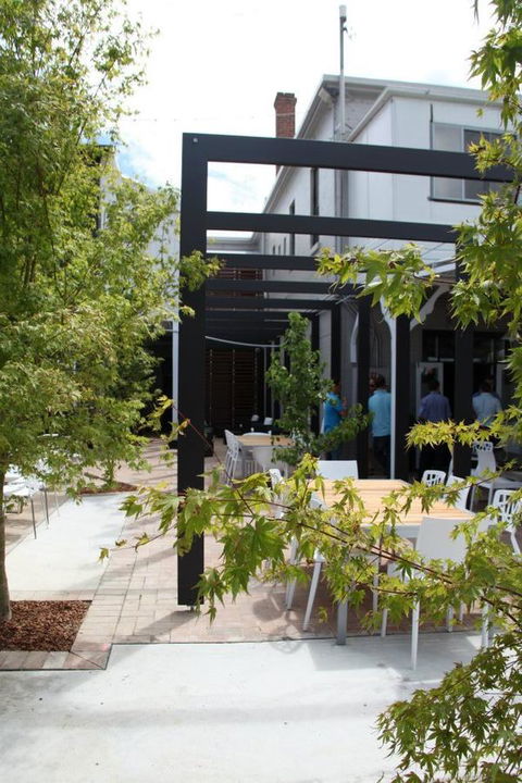 Crossroads Hotel - Accommodation in Surfers Paradise 0