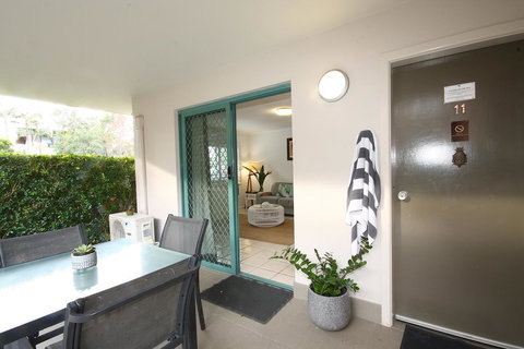 Cossies By The Sea - Accommodation in Surfers Paradise 13