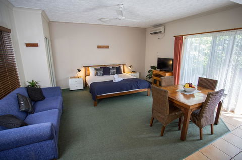 Byron Central Apartments - Accommodation in Surfers Paradise 30