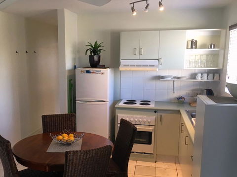 Byron Central Apartments - Accommodation in Surfers Paradise 38