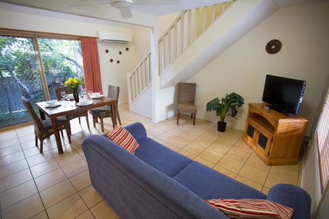 Byron Central Apartments - Accommodation in Surfers Paradise 7