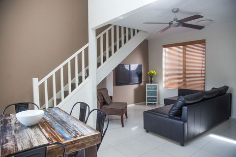 Byron Central Apartments - Accommodation in Surfers Paradise 31