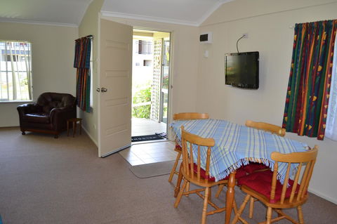 Sundial Holiday Units - Accommodation in Surfers Paradise 26