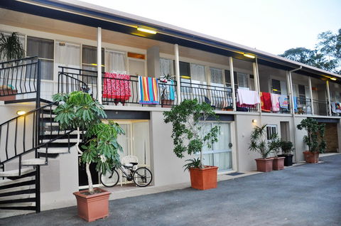 Sundial Holiday Units - Accommodation in Surfers Paradise 0