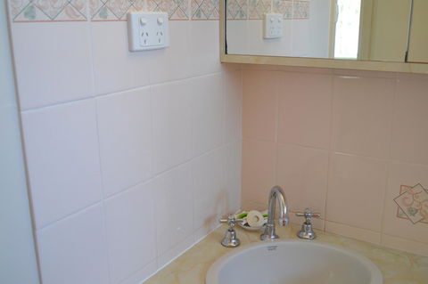 Sundial Holiday Units - Accommodation in Surfers Paradise 43