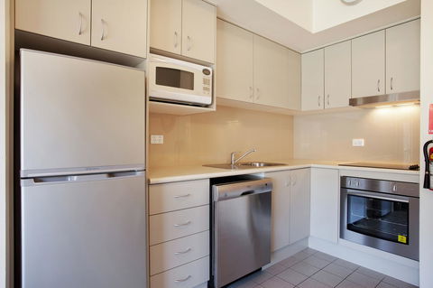 Lantern 1 Bedroom Balcony With Panoramic View - Accommodation in Surfers Paradise 29