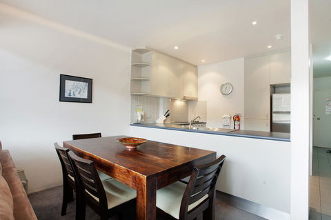 Lantern 1 Bedroom Balcony With Panoramic View - Accommodation in Surfers Paradise 8