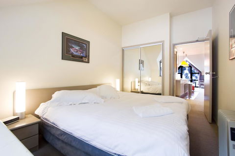 Lantern 1 Bedroom Balcony With Panoramic View - Accommodation in Surfers Paradise 38