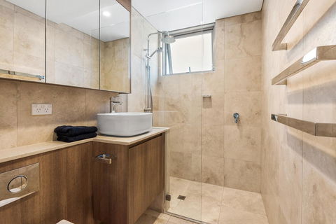 Seabreeze @ Mona Vale - Accommodation in Surfers Paradise 11
