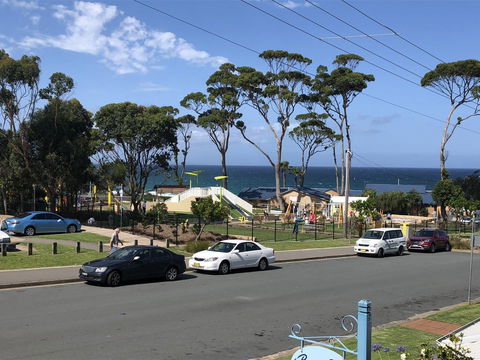 Breakers Apartments - Accommodation in Surfers Paradise 5