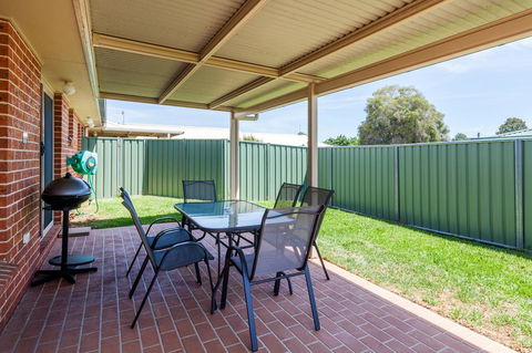 Colonial Court Villas - Accommodation in Surfers Paradise 0