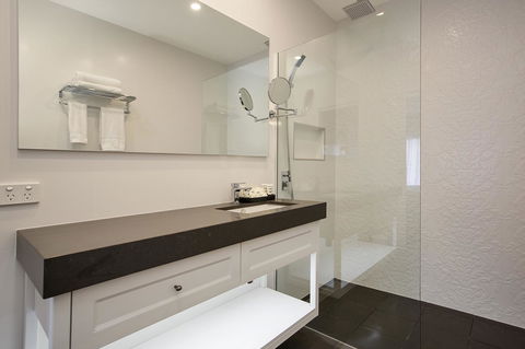 CH Boutique Hotel & Apartments, Ascend Hotel Collection - Accommodation in Surfers Paradise 10
