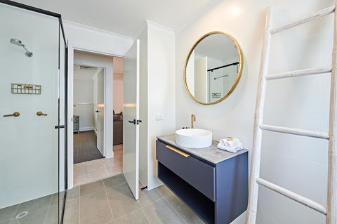 The Lord Byron - Accommodation in Surfers Paradise 17