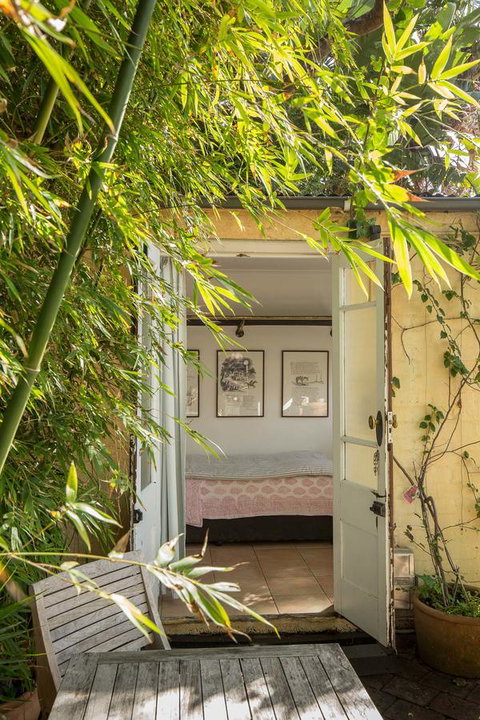 Bondi Beach House - Accommodation in Surfers Paradise 8