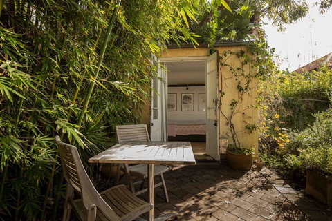 Bondi Beach House - Accommodation in Surfers Paradise 9