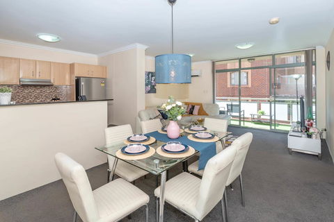 Apartments In Pyrmont - Accommodation in Surfers Paradise 0