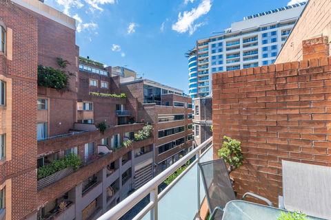 Apartments In Pyrmont - Accommodation in Surfers Paradise 20