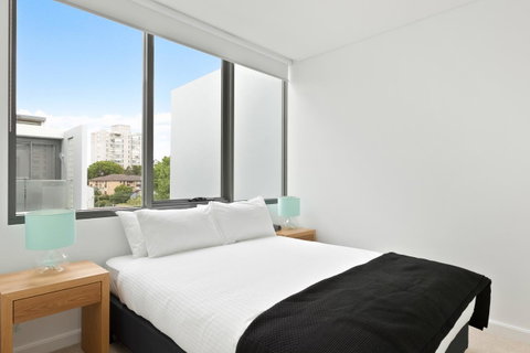 Wyndel Apartments Neutral Bay - Military - Accommodation in Surfers Paradise 9