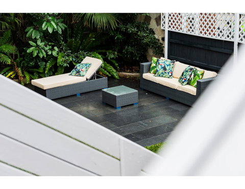 Beachside Getaway In Freshie W Parking - Accommodation in Surfers Paradise 4