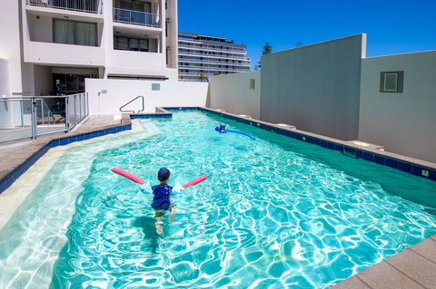 Macquarie Waters Boutique Apartment Hotel - Accommodation in Surfers Paradise 3