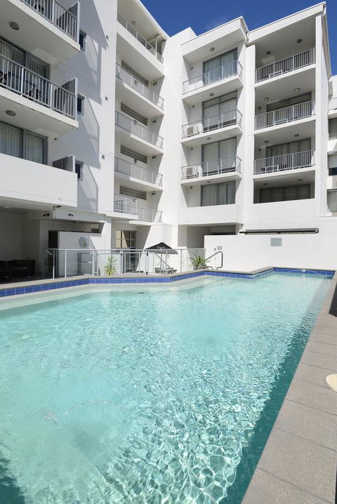 Macquarie Waters Boutique Apartment Hotel - Accommodation in Surfers Paradise 5