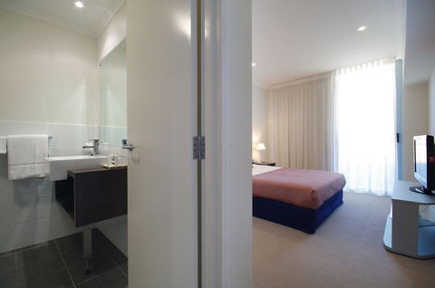 Macquarie Waters Boutique Apartment Hotel - Accommodation in Surfers Paradise 22
