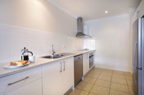 Macquarie Waters Boutique Apartment Hotel - Accommodation in Surfers Paradise 17