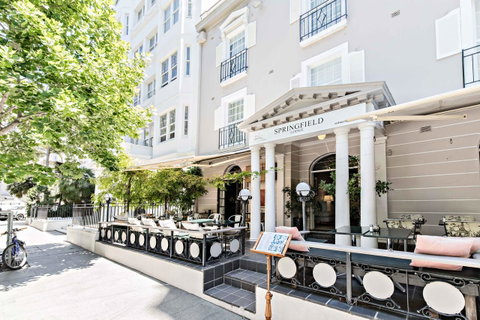 No 9 Springfield - Accommodation in Surfers Paradise 4