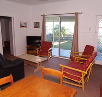 Fleur Cottage 7 Willow Street - Accommodation in Surfers Paradise
