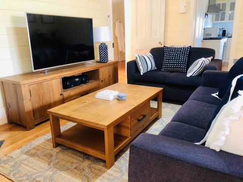 Belltrees - Accommodation in Surfers Paradise 10