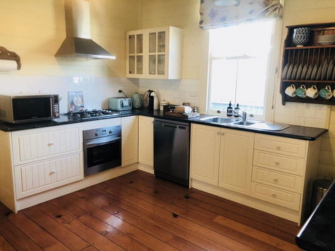 Belltrees - Accommodation in Surfers Paradise 1