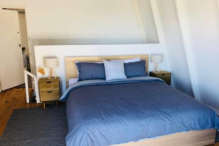 Little Blue Beach House - Accommodation in Surfers Paradise 4
