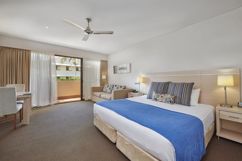 Waves Byron Bay - Accommodation in Surfers Paradise 27